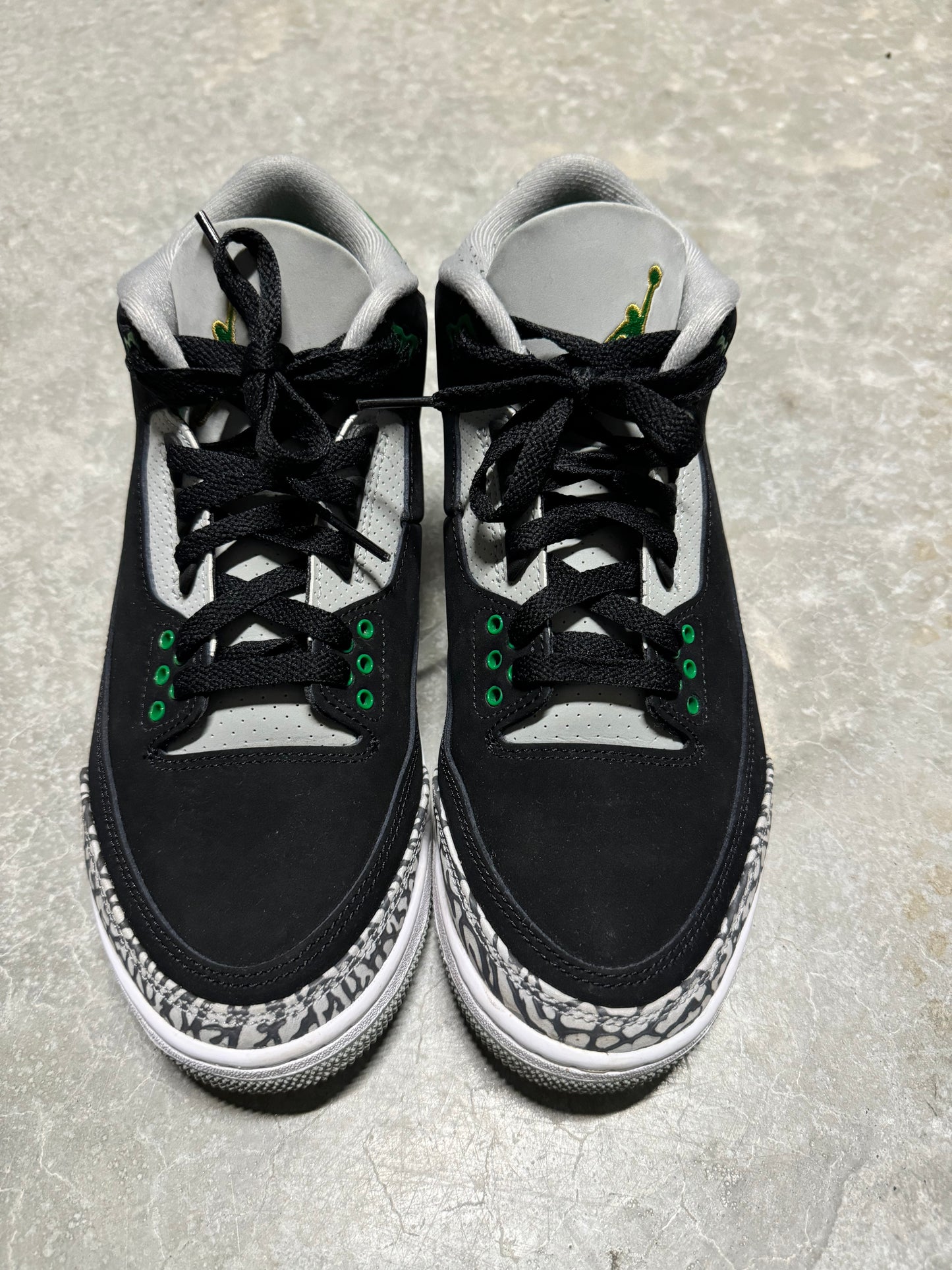 JORDAN 3 “ Pine Green “