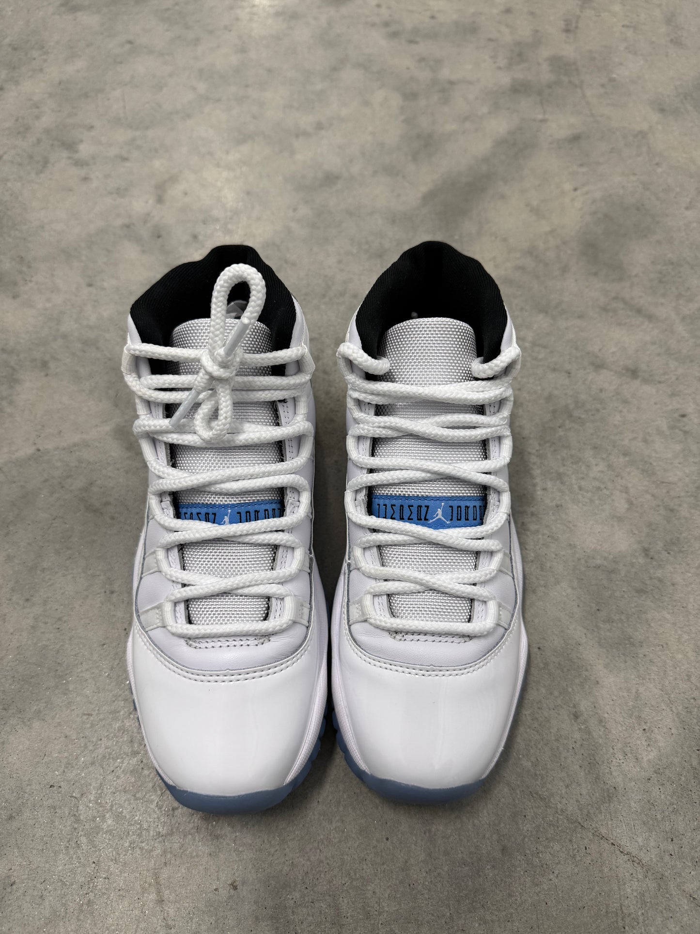 JORDAN 11 “ Legend Blue “