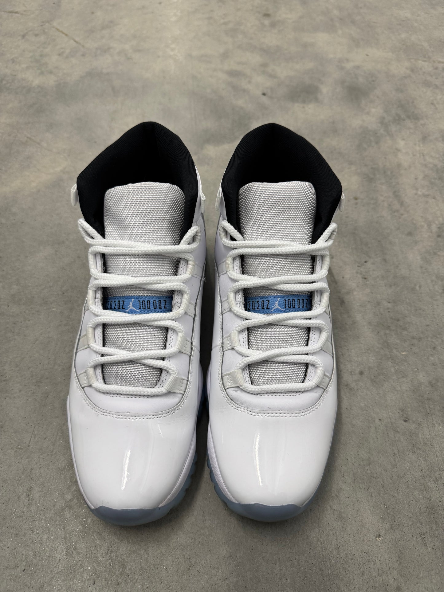 JORDAN 11 “ Legend Blue “