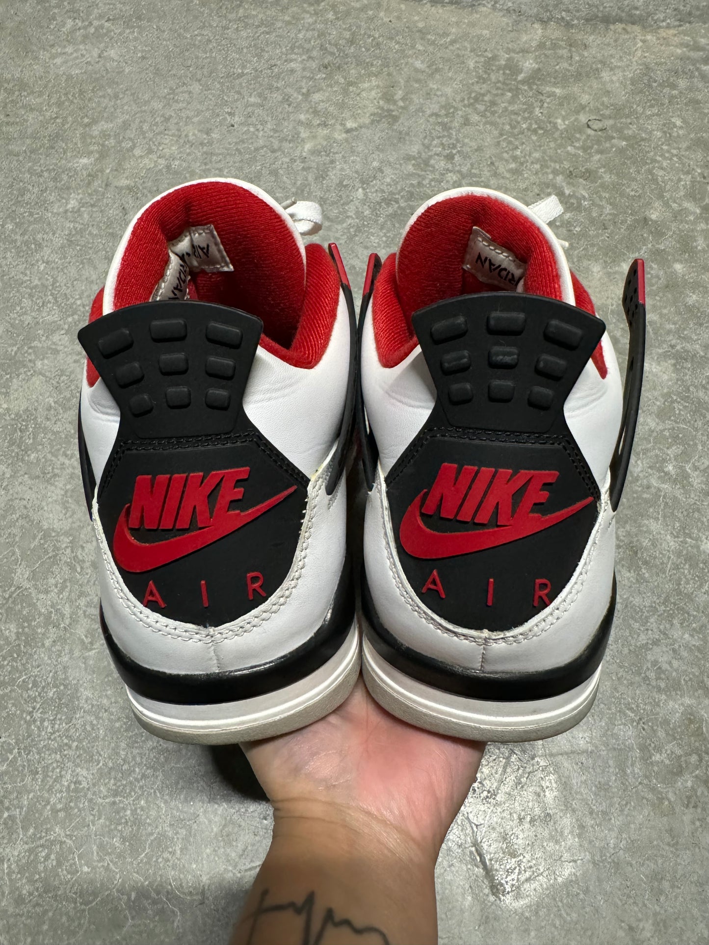 JORDAN 4 “ Fire Red “