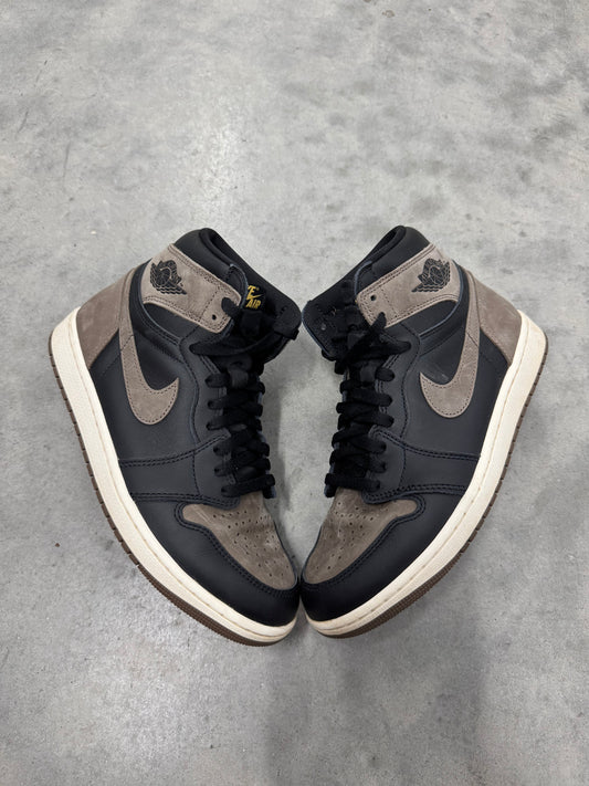 JORDAN 1 “ Palomino “