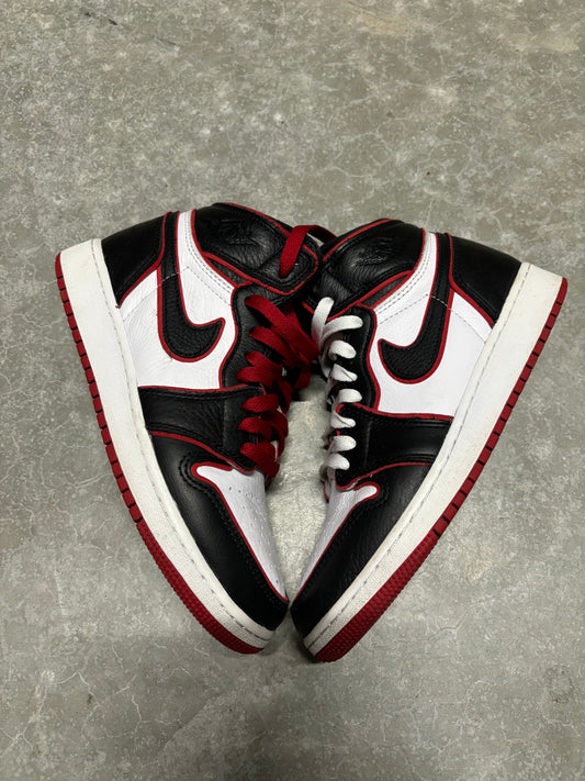 JORDAN 1 “ bloodline “