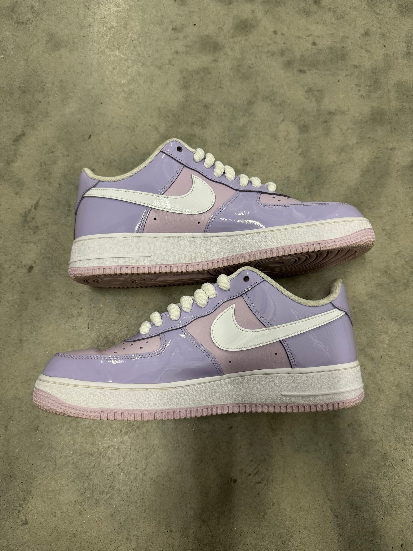 AIR FORCE 1 ‘07 LV8 “ Hydrangeas Patent “