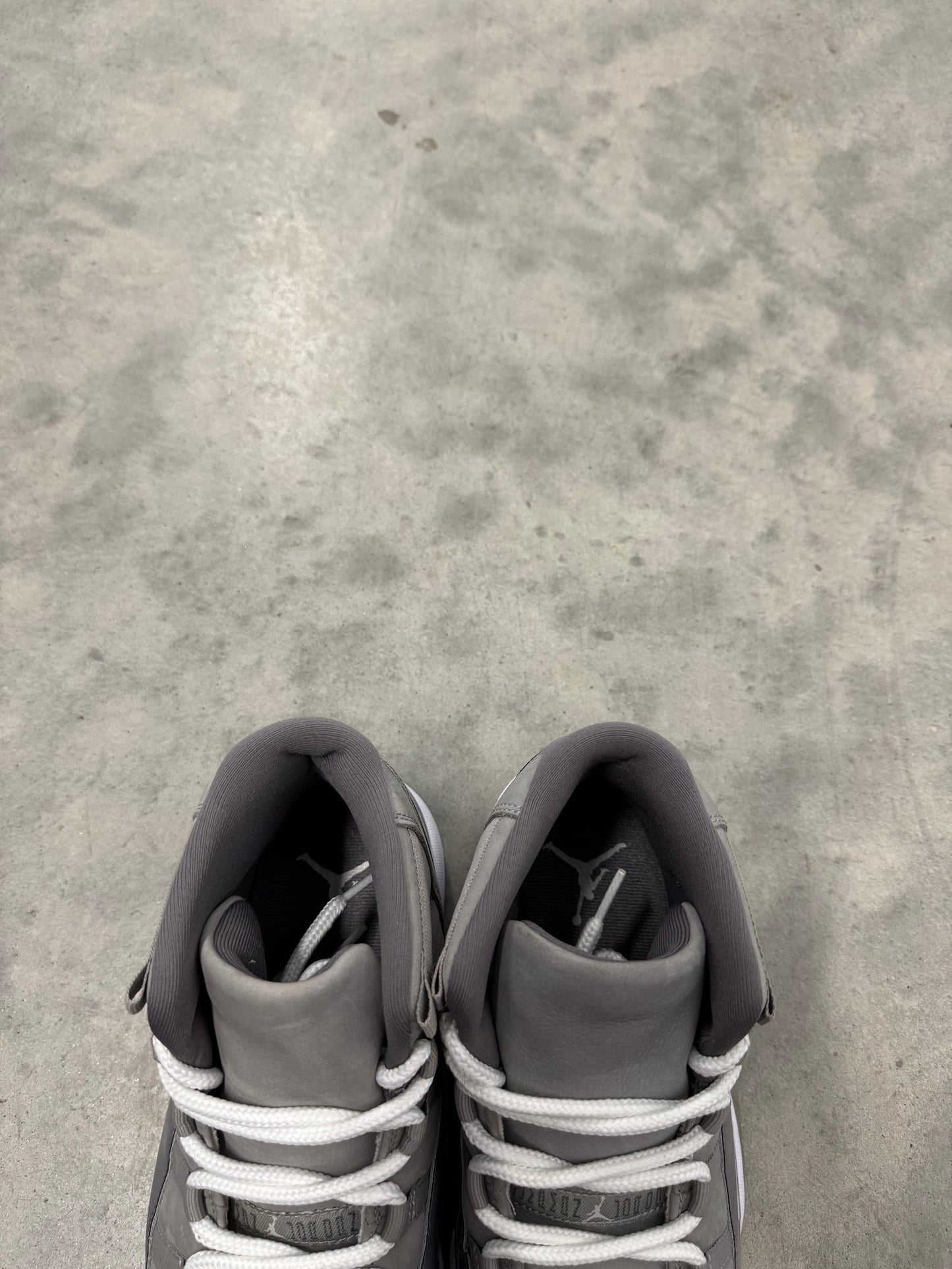 JORDAN 11 “ Cool Grey “