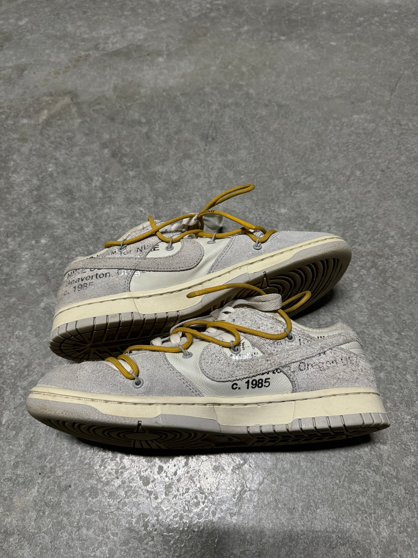 OFF WHITE DUNK “ lot 34 of 50 “