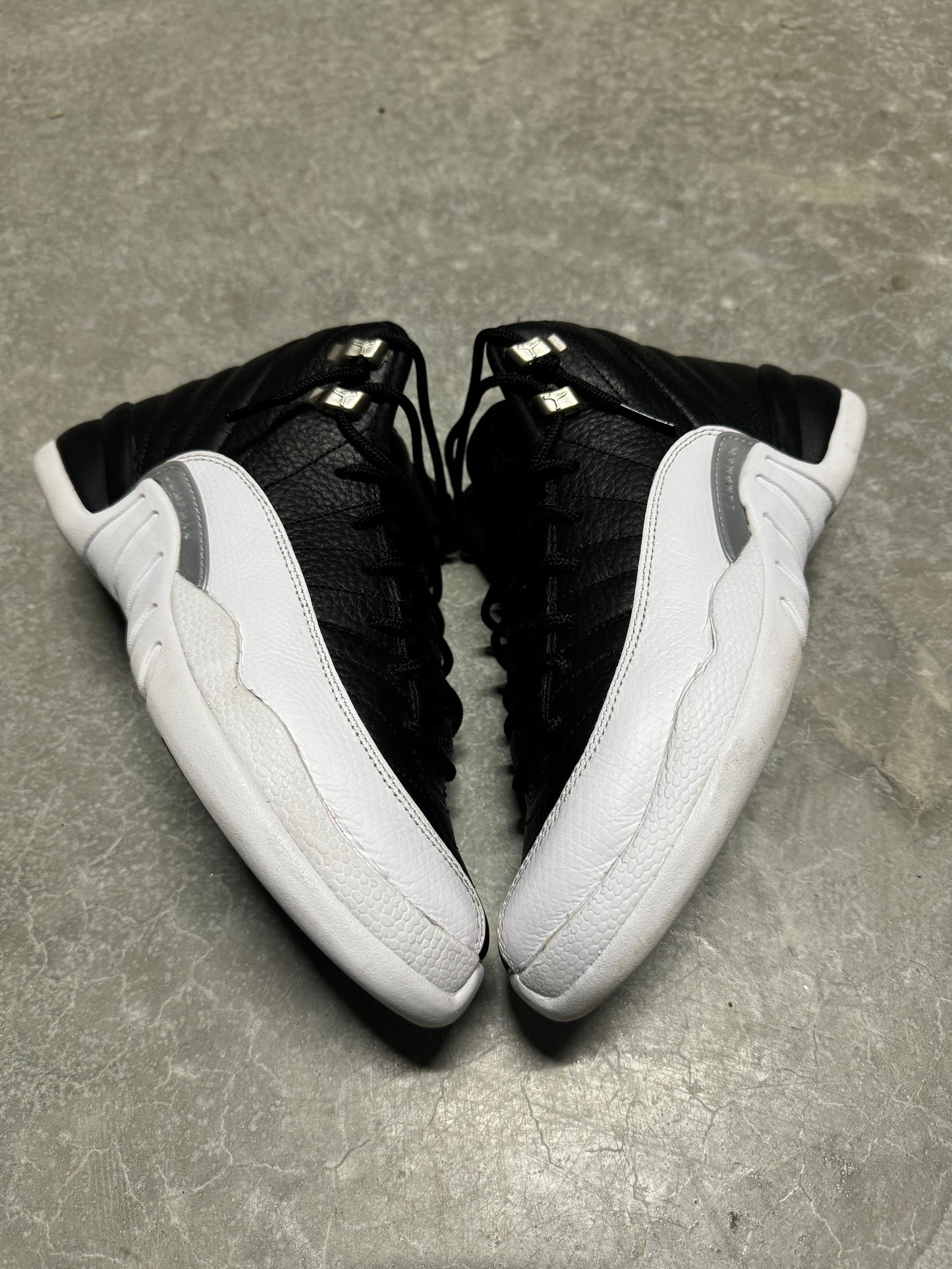 JORDAN 12 “ Playoff “