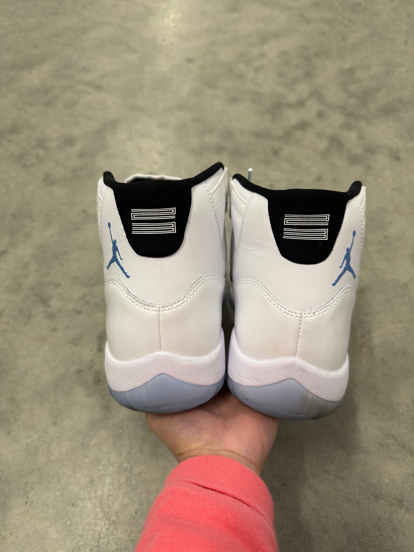 JORDAN 11 “ Legend Blue “