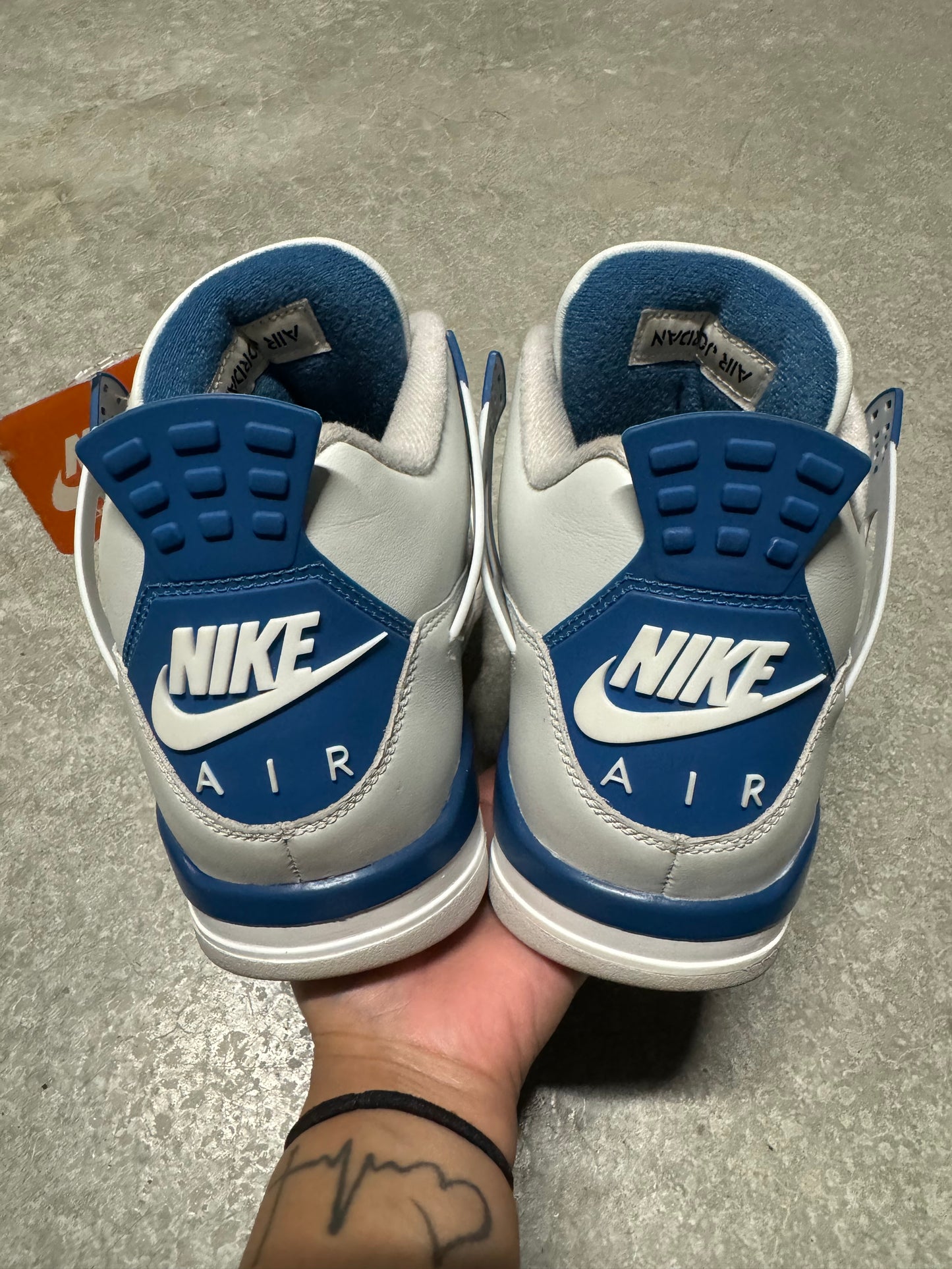 JORDAN 4 “ Military Blue “