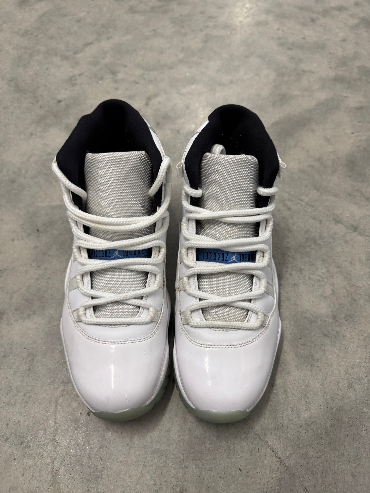 JORDAN 11 “ Legend Blue “