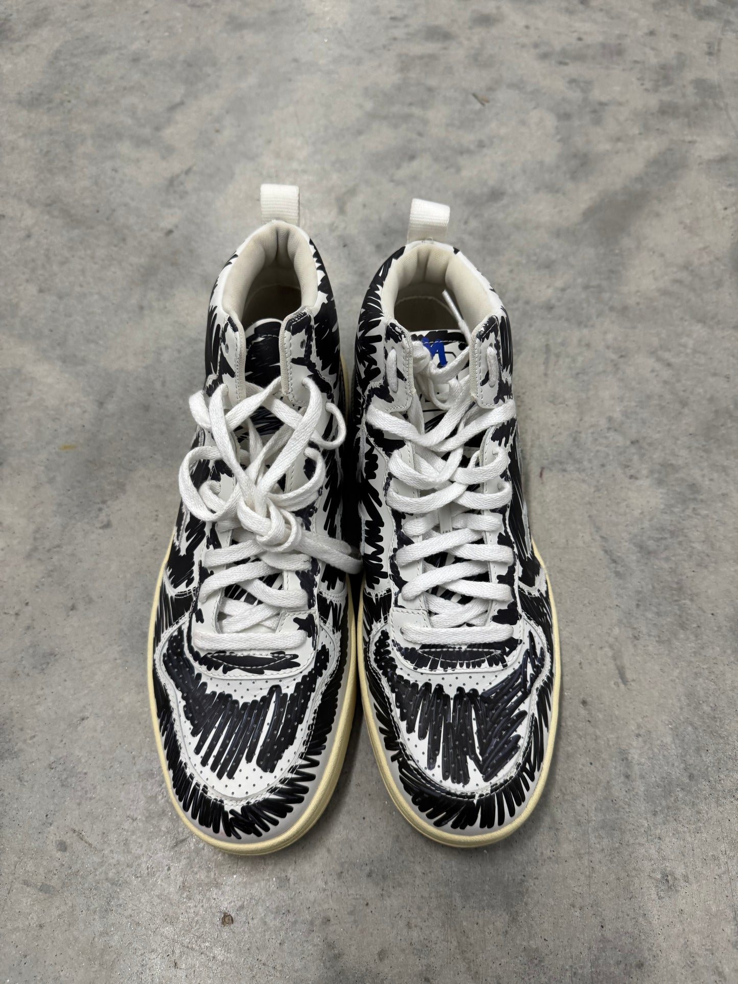 MARNI V-15 VEJA “ Scribble Black “