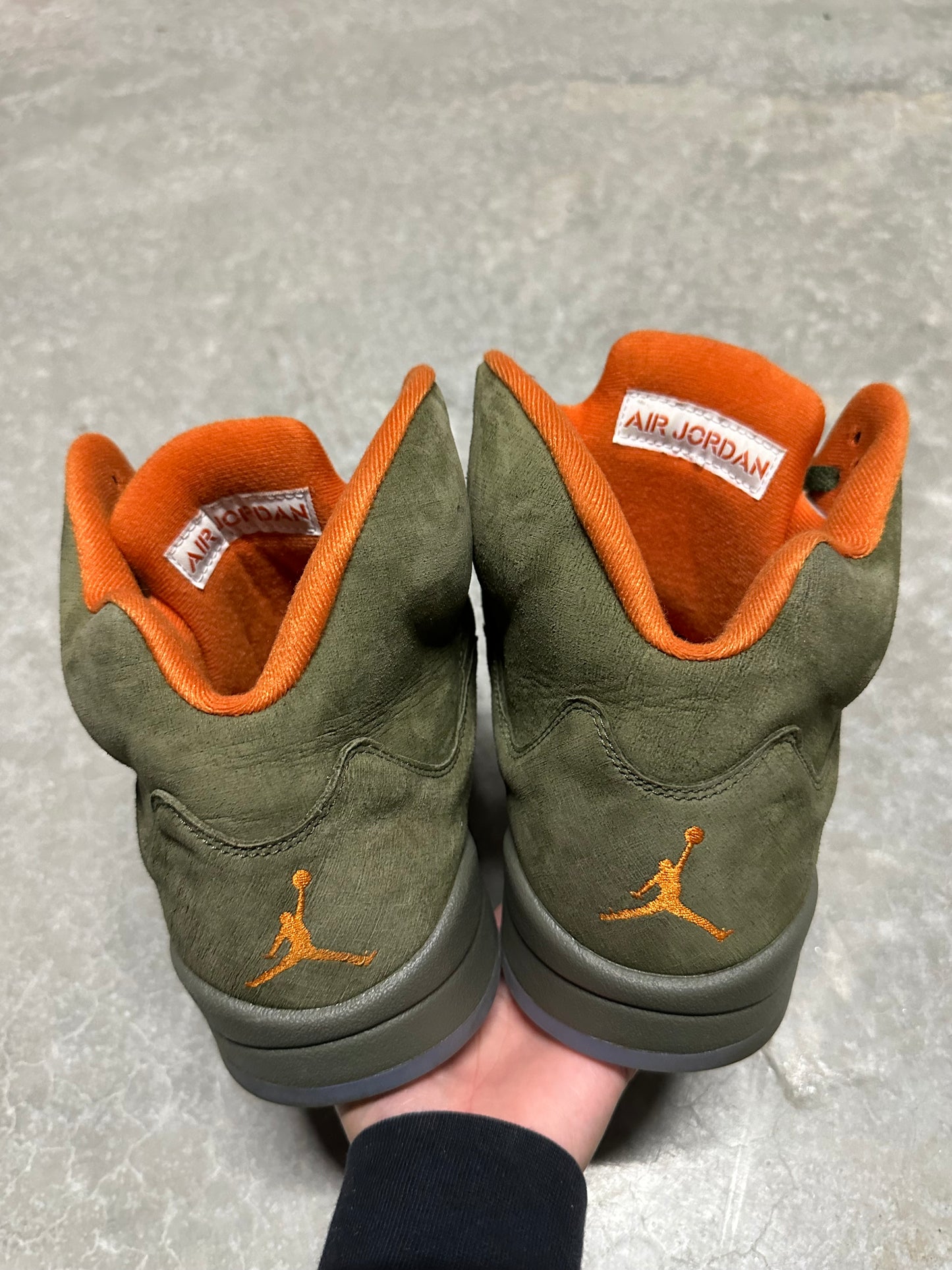 JORDAN 5 “ olive “