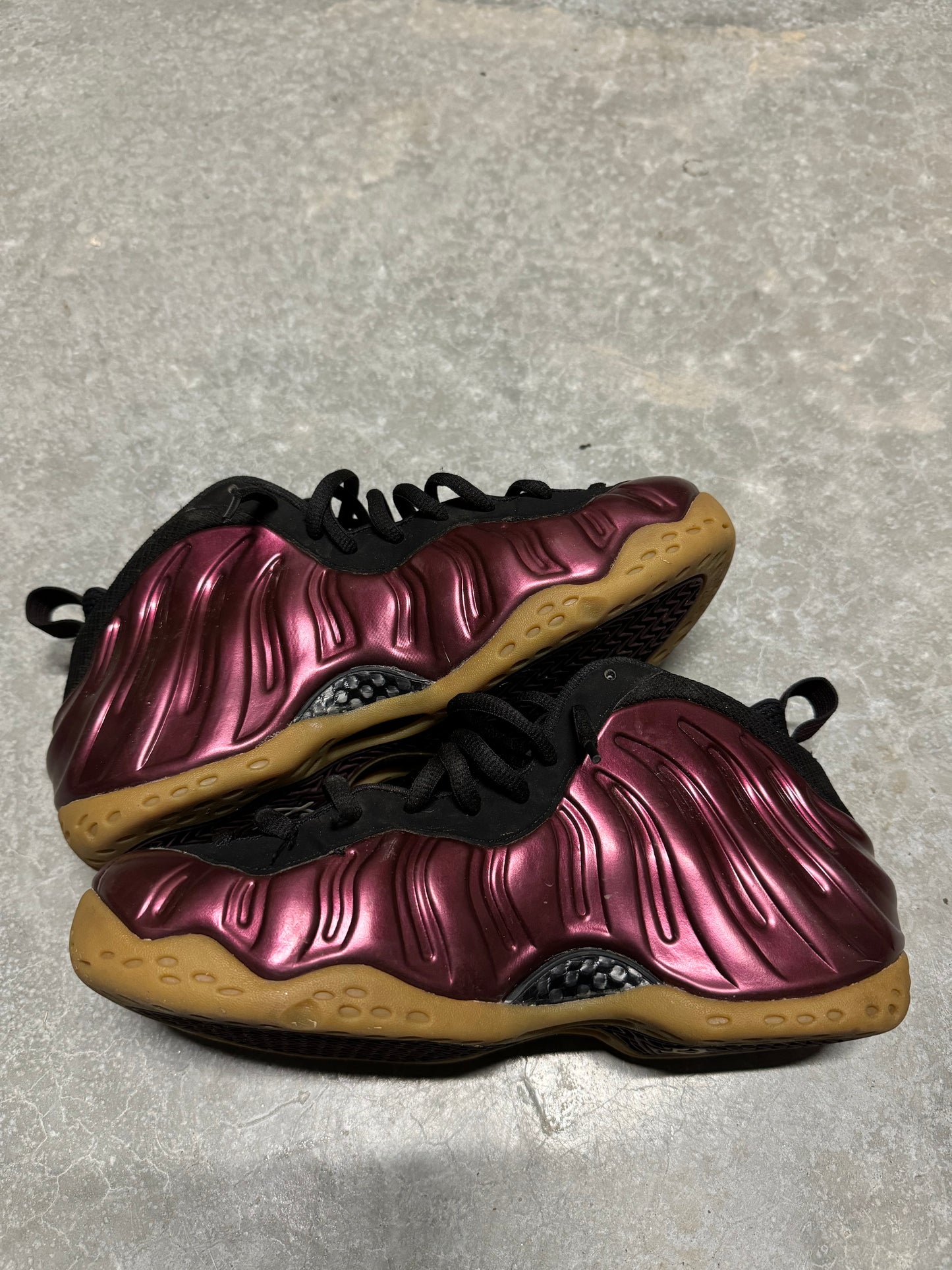 AIR FOAMPOSITE “ Night Maroon “