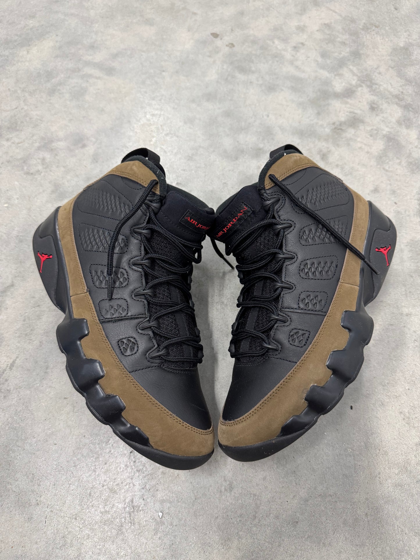 JORDAN 9 “ Olive “