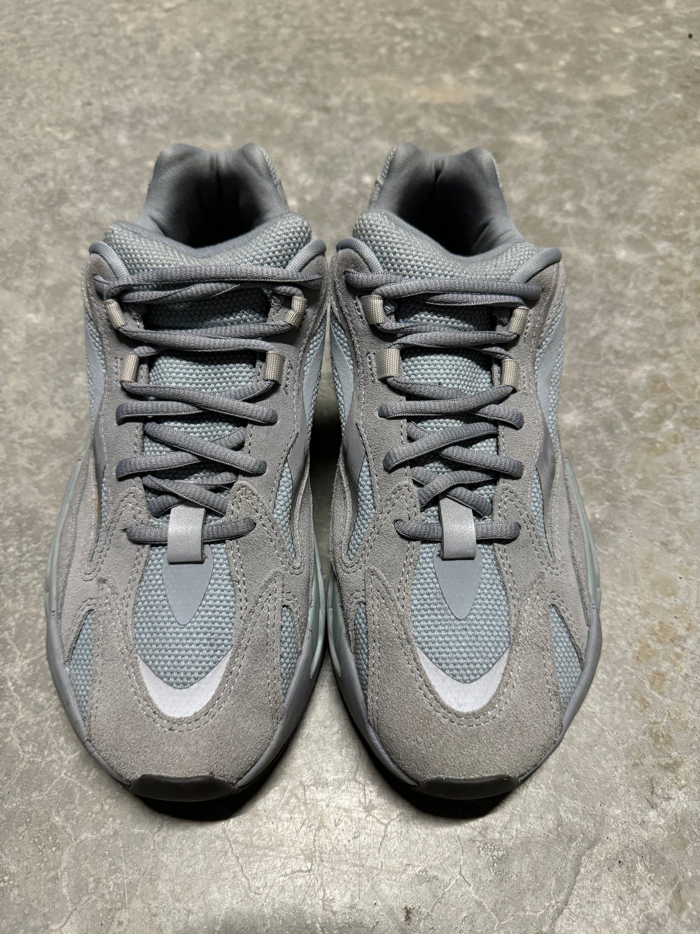 YEEZY 700 “ Hospital Blue “