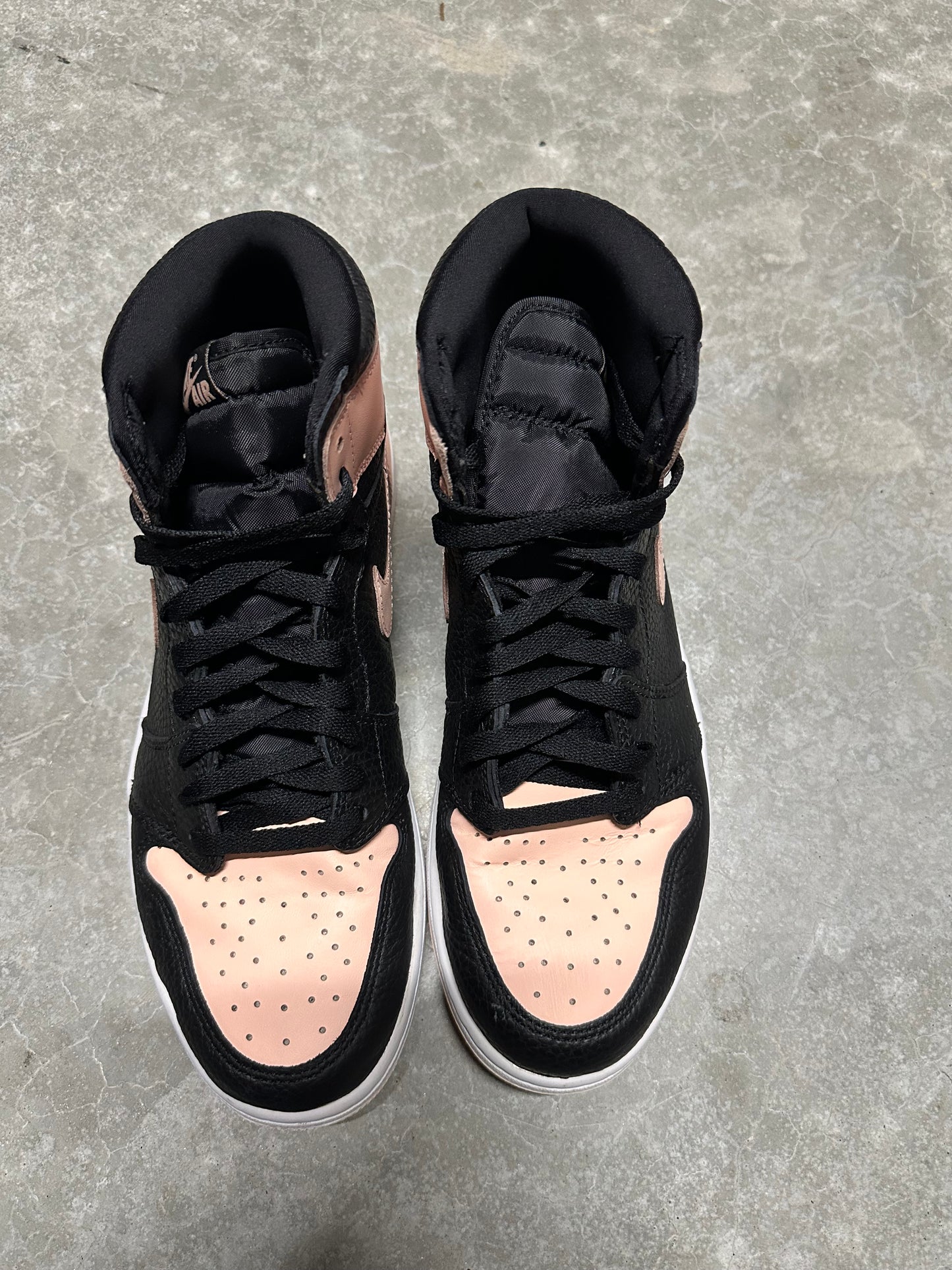 JORDAN 1 “ crimson tint “