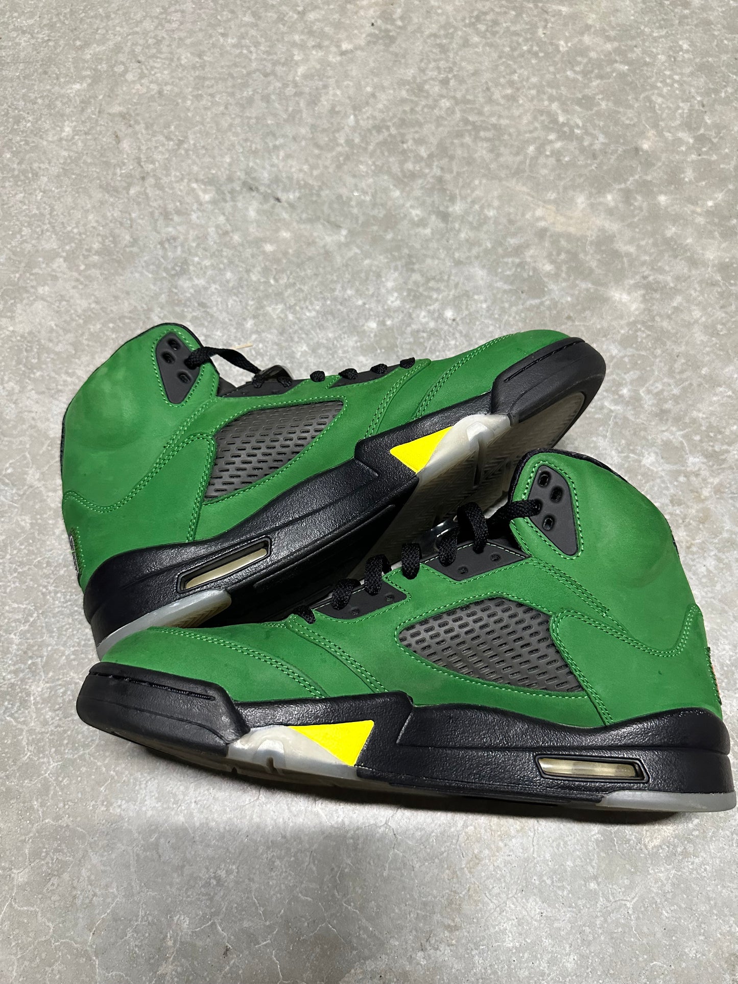 JORDAN 5 “ Oregon “