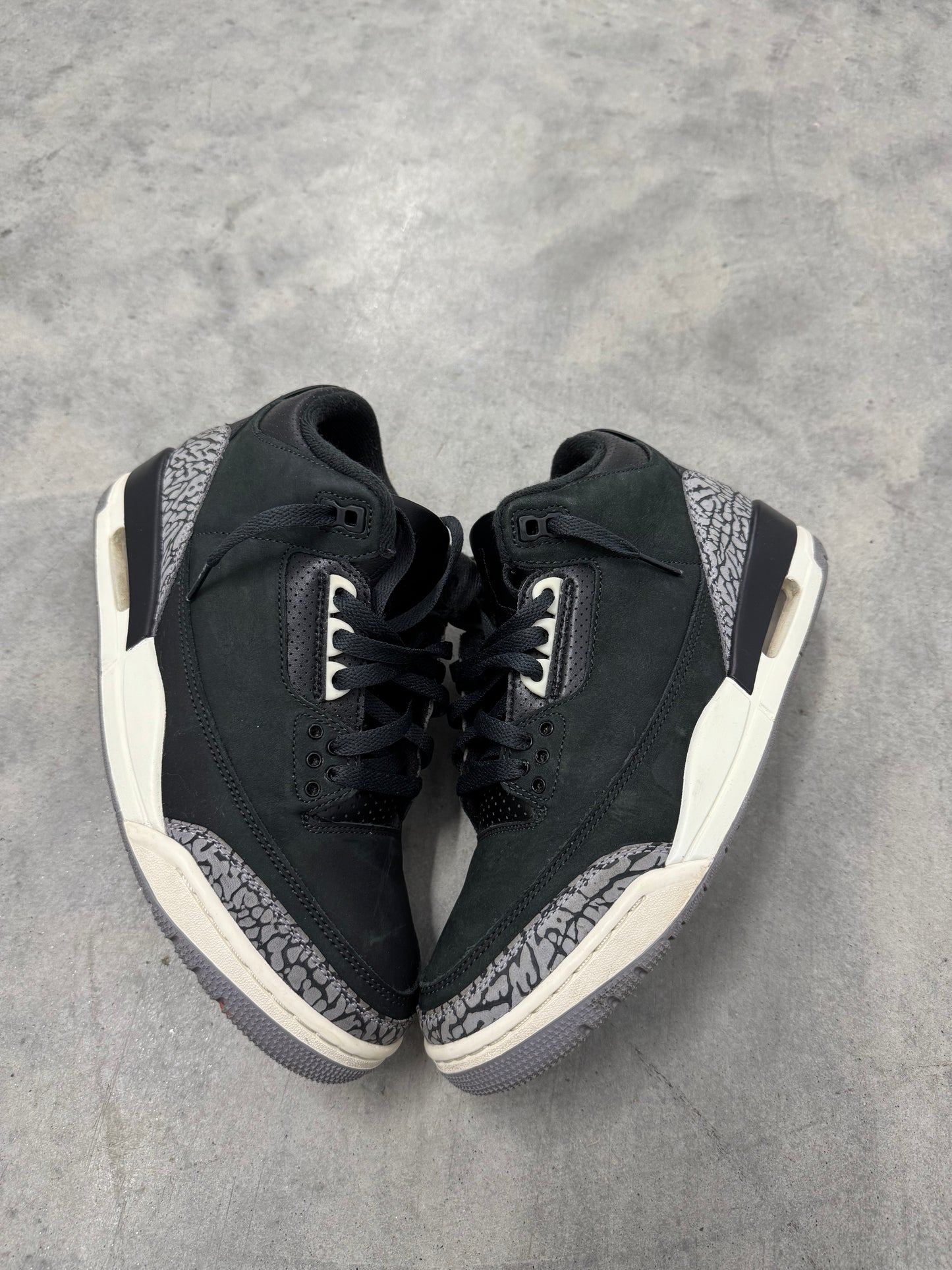 JORDAN 3 “ Off Noir “