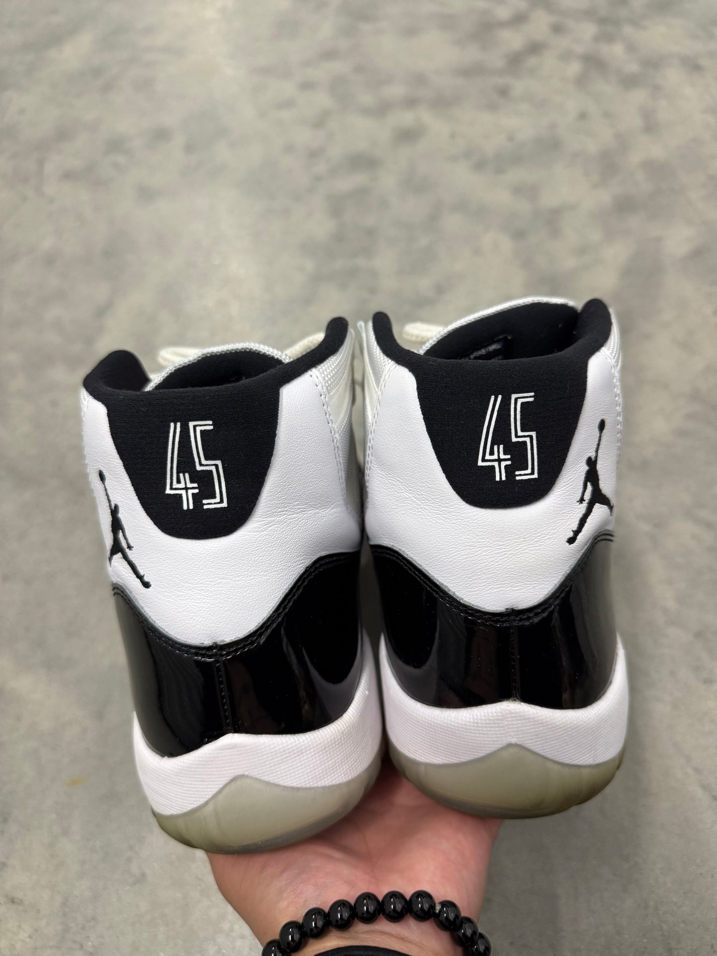 JORDAN 11 “ Concord “