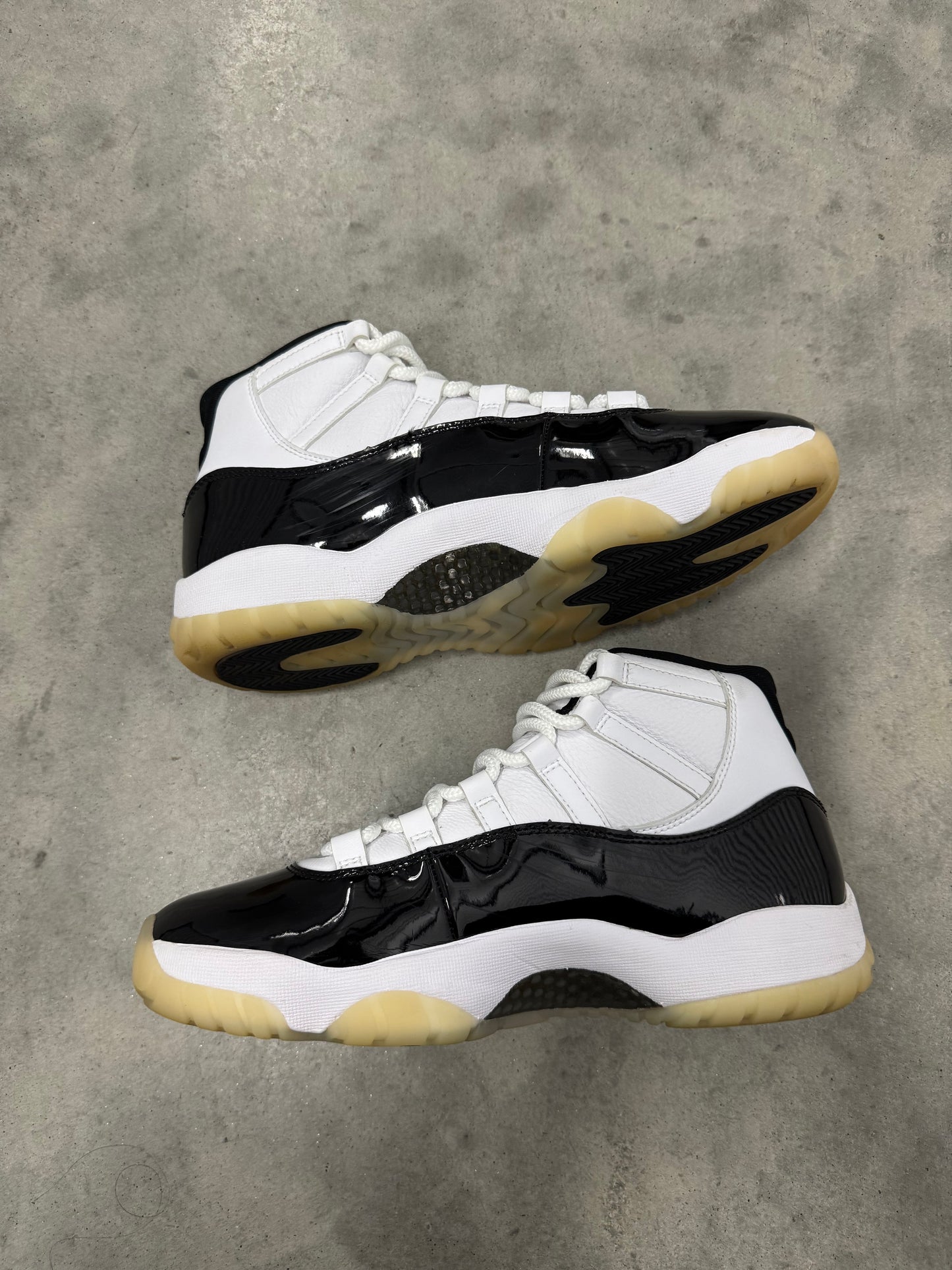 JORDAN 11 “ Defining Moments “