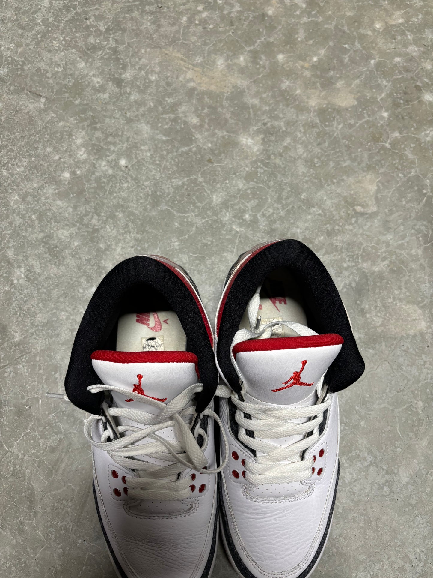 JORDAN 3 DENIM “ fire red “