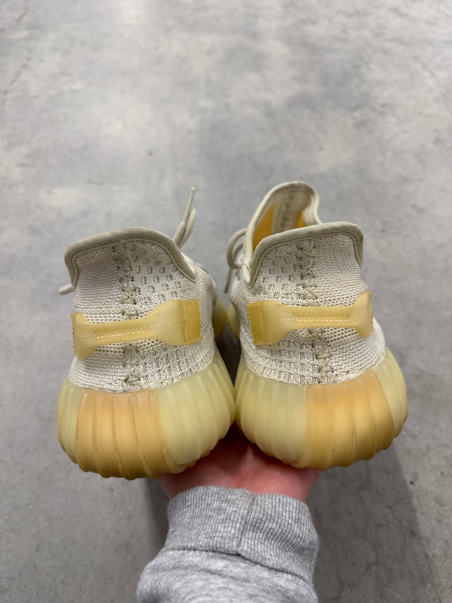 YEEZY 350 “ Light “