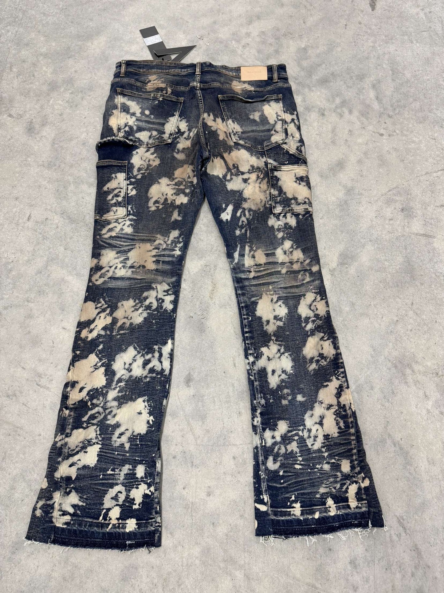 Valabases Stacked jeans "dark wash bleached" Brand new