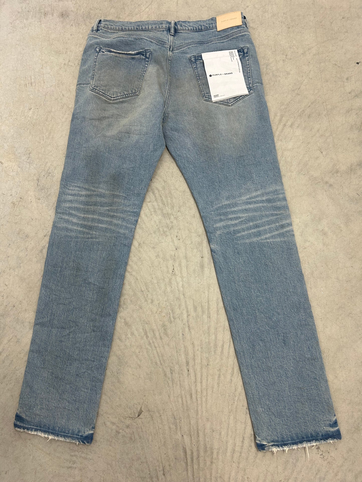 Purple Jeans "Ligh wash Distressed" Brand new