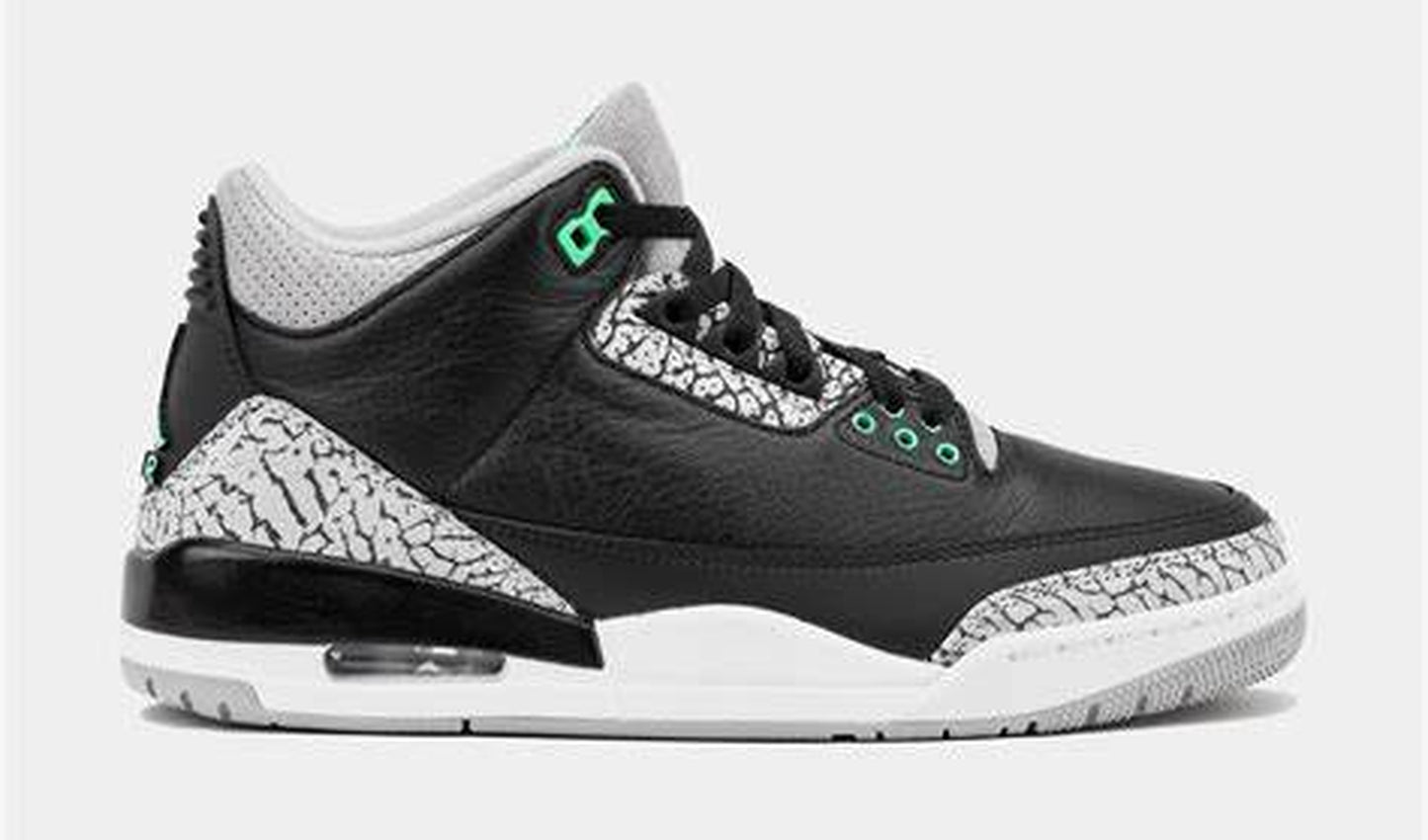 Jordan 3 "Green Glow" Brand new